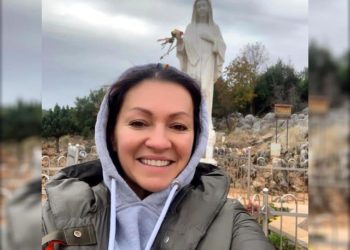 Nina Badrić u Međugorju: Ja ću otvoriti srce i reći da volim te