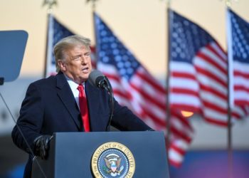 Trump tvrdi da je dobio izbore, optužuje za veliku prevaru