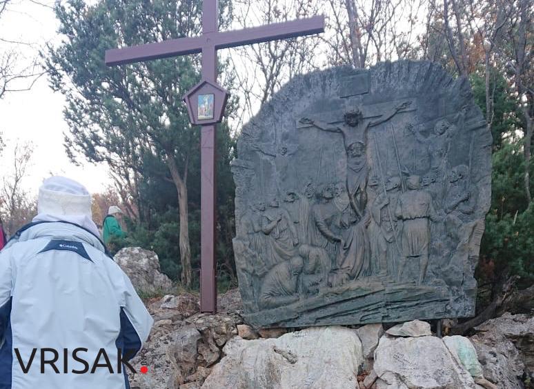 Misa i put križa na Križevcu u Međugorju povodom 20. obljetnice smrti fra Slavka Barbarića