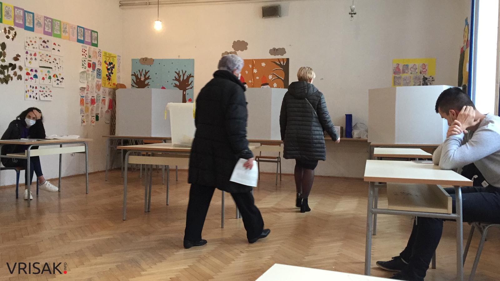 Otvorena su birališta u BiH, donosimo najnovije informacije