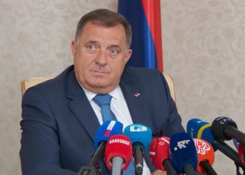 Dodik: Uvjetovanje neizabranog stranca i bošnjačkog lobiste zasjenilo manire okupatora