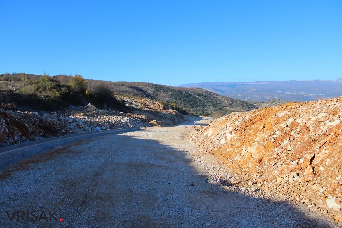 Široki Brijeg-Međugorje: U tijeku radovi na rekonstrukciji ceste na Polugrini