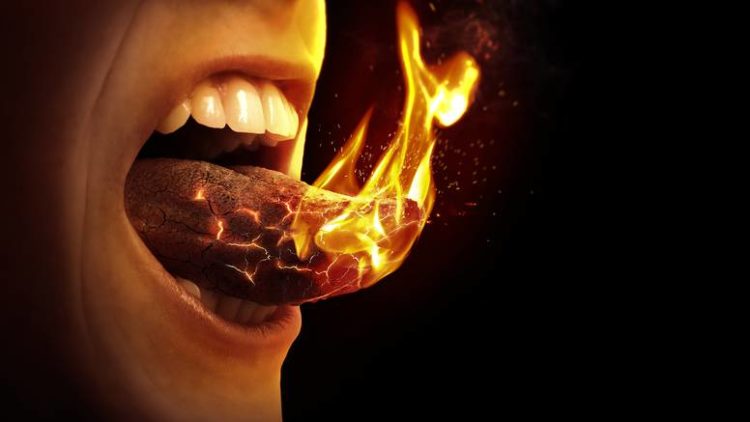 Deset načina kako si pomoći ako ste opekli jezik na vruću hranu