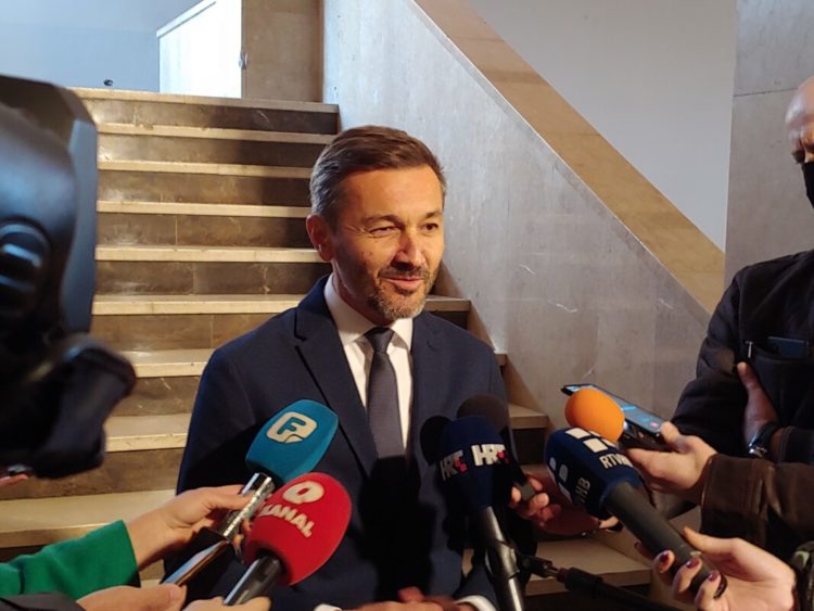 Vukoja: Ne izmjeni li se Izborni zakon do sredine iduće godine, aktivirati status quo ante