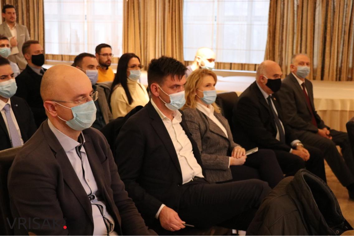 U Širokom Brijegu održana konferencija “Društveno-politička realnost i budućnost BiH” (FOTO)