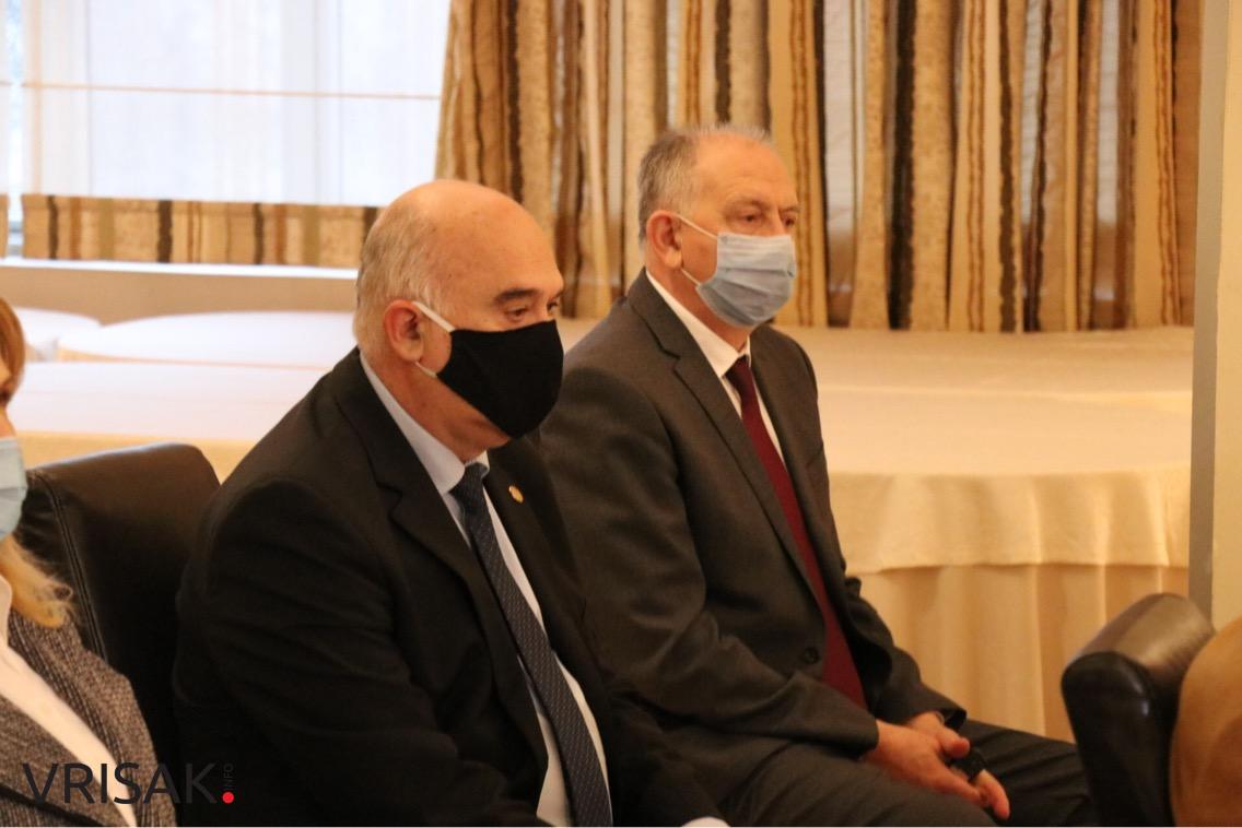 U Širokom Brijegu održana konferencija “Društveno-politička realnost i budućnost BiH” (FOTO)