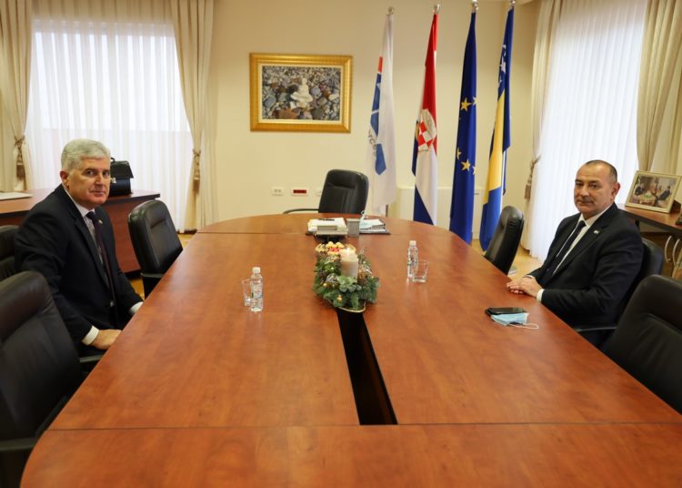 Čović i Medved: Naši branitelji su jedan od stupova hrvatskog naroda, a Mostar jedini istinski multietnički grad koji ima europsku perspektivu
