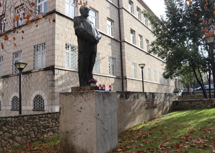 U Širokom Brijegu obilježena 21. godišnjica smrti dr. Franje Tuđmana, prvog predsjednika Republike Hrvatske (FOTO)