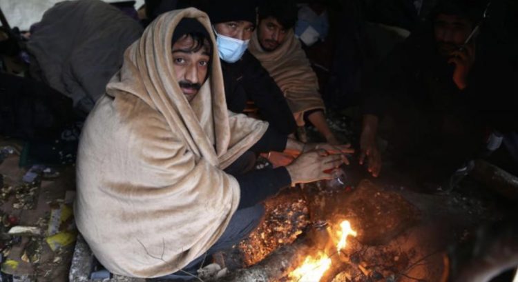 Pogledajte što je ostalo od kampa kojeg su jučer spalili migranti (FOTO)