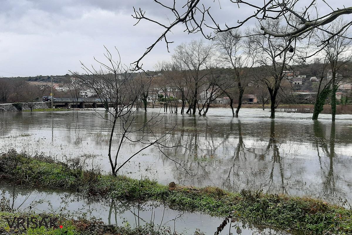 Ljubuški: Nabujao Trebižat, mještani se pozivaju na oprez