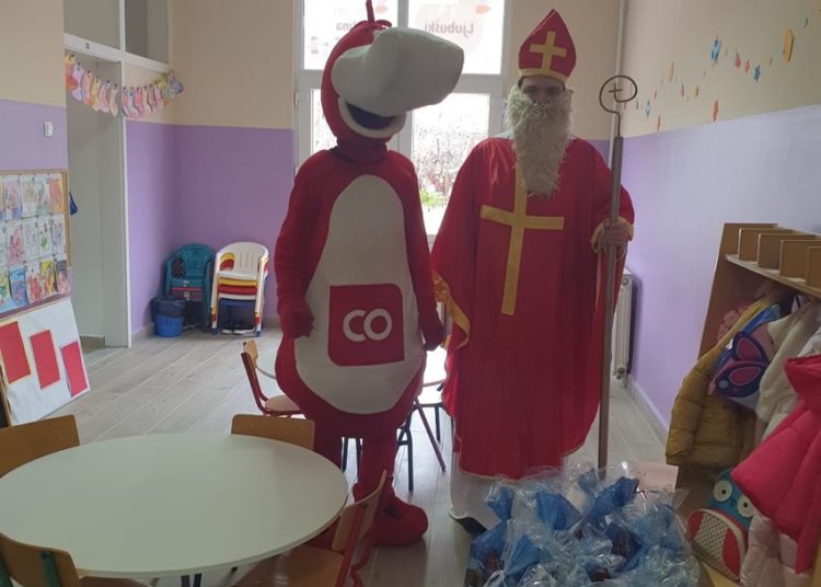 Sveti Nikola obradovao djecu Dječjeg vrtića Ljubuški