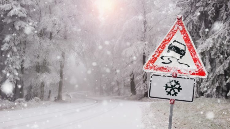 Oprez! Ovo nikako ne bi trebali raditi u vožnji po snijegu i ledu