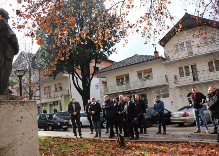 U Širokom Brijegu obilježena 21. godišnjica smrti dr. Franje Tuđmana, prvog predsjednika Republike Hrvatske (FOTO)