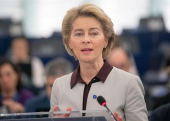 Von der Leyen: Prvi Europljani bit će cijepljeni vjerojatno prije kraja 2020.