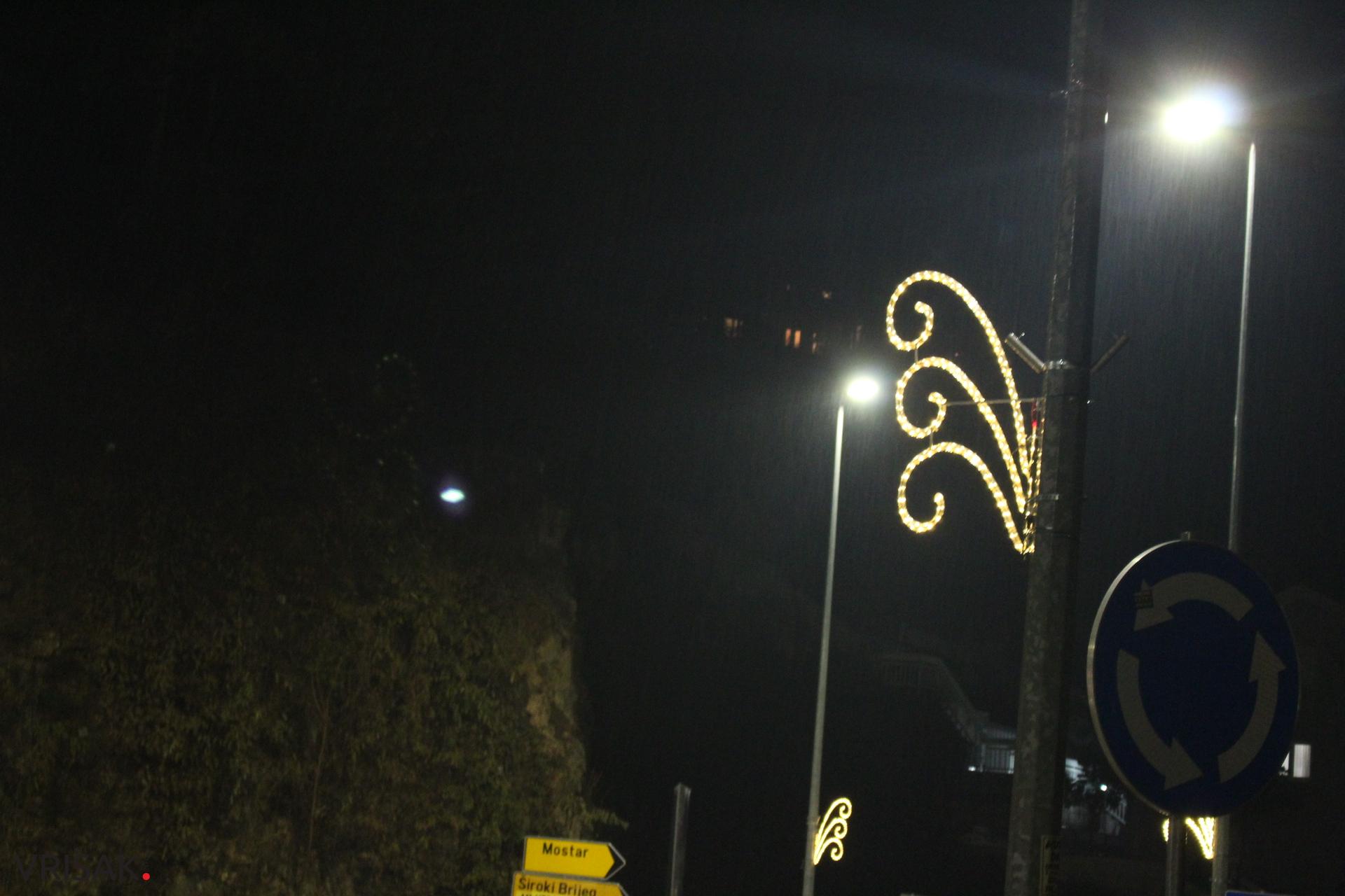 Središte Širokog Brijega u božićnom ruhu