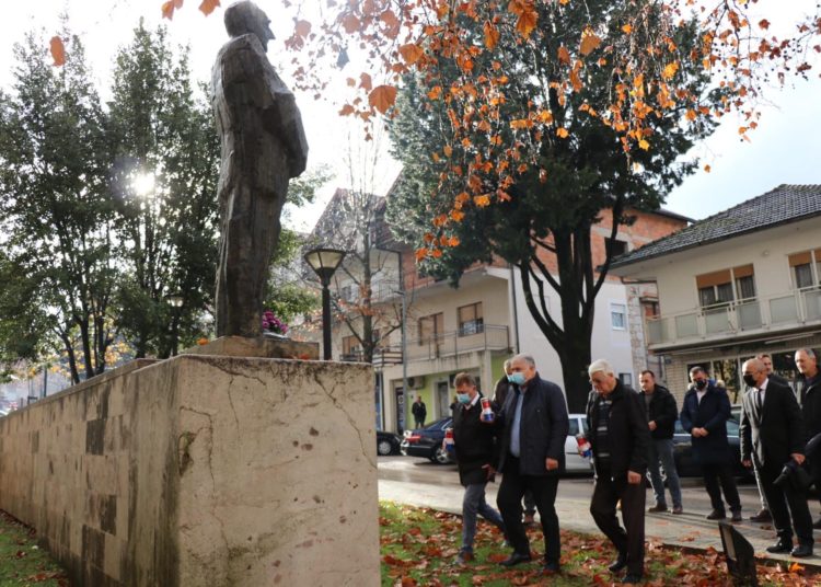 U Širokom Brijegu obilježena 21. godišnjica smrti dr. Franje Tuđmana, prvog predsjednika Republike Hrvatske (FOTO)