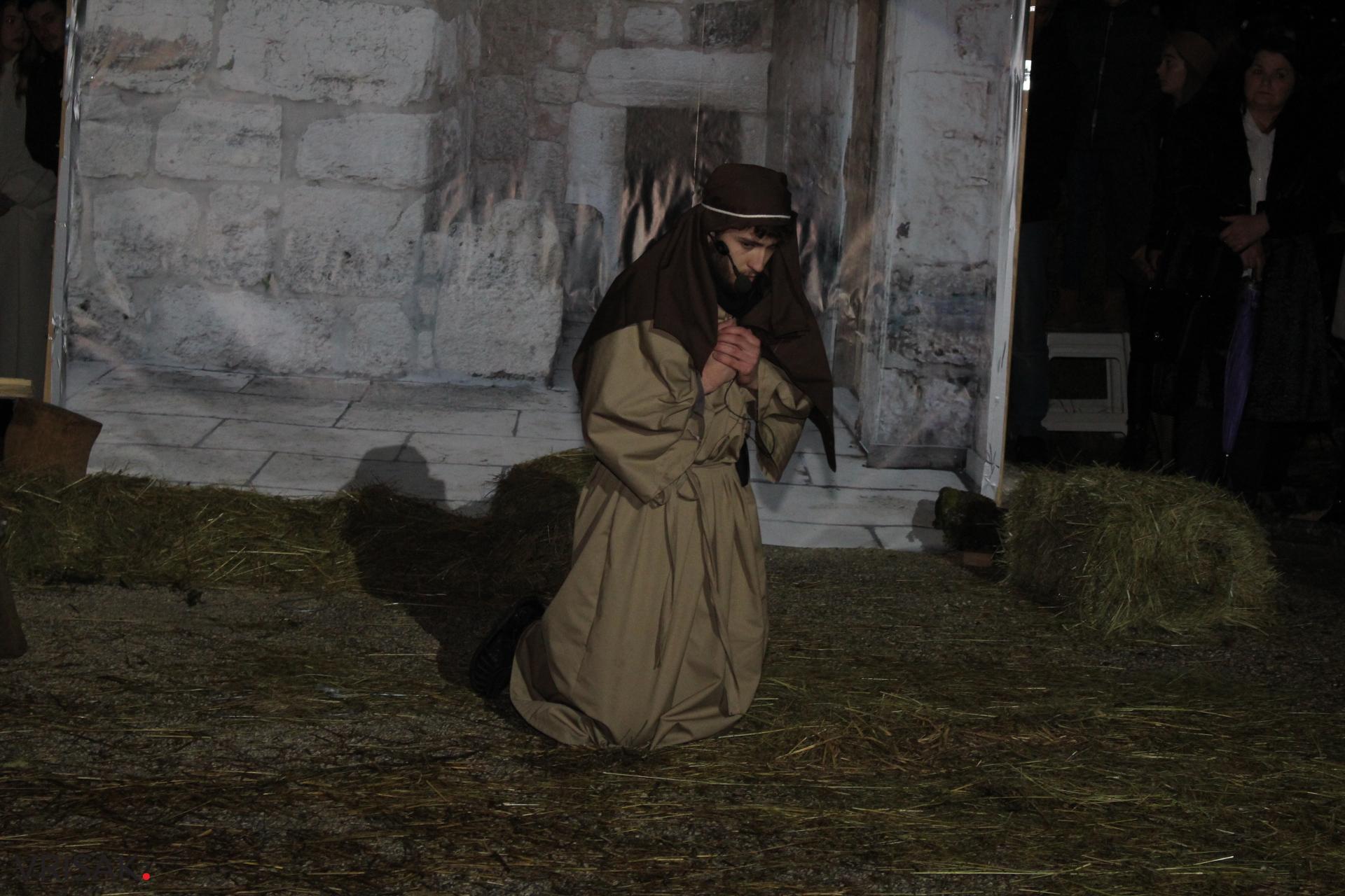 Gospin Brig: Uprizorene žive jaslice na Badnju večer