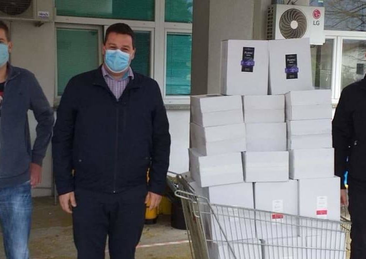 Donacija Vinarije Begić za djelatnike Doma zdravlja Ljubuški