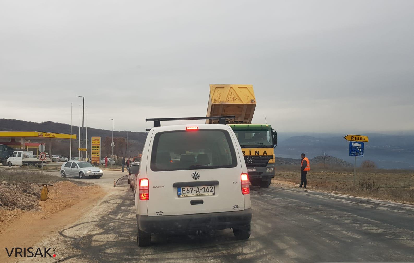 Regionalna cesta Široki Brijeg – Međugorje: U tijeku asfaltiranje na Polugrini (FOTO)