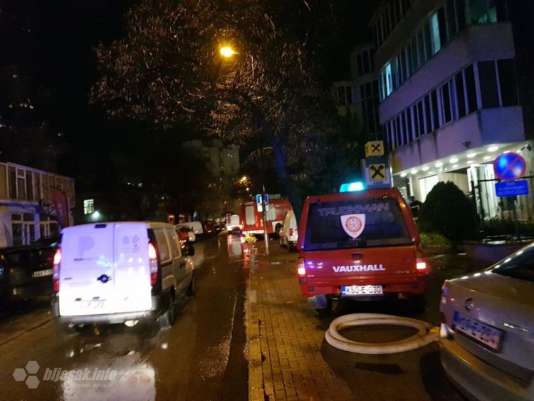 Mostar: Ugašen požar u podrumu banke