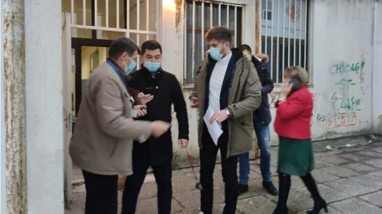 Nepravilnosti u Vrapčićima: Promatračima onemogućen ulazak na birališta