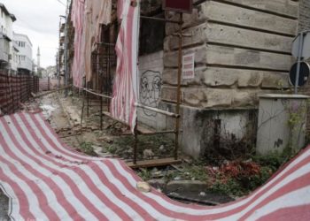 Mostar: Srušio se zid NAMA-e, ima ozlijeđenih