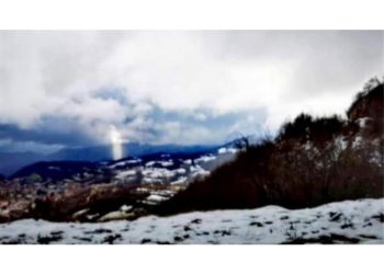 Čudesan znak na nebu, dan nakon tragedije