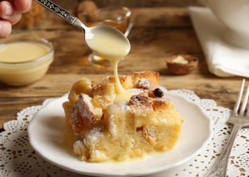 Iskoristi stari kruh za pripremu slatkog složenca