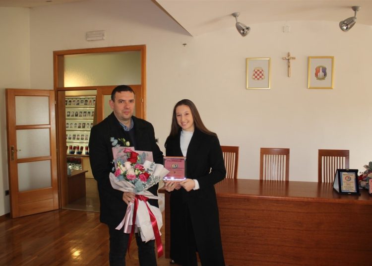 Uručena priznanja najuspješnijim sportašima Općine Posušje