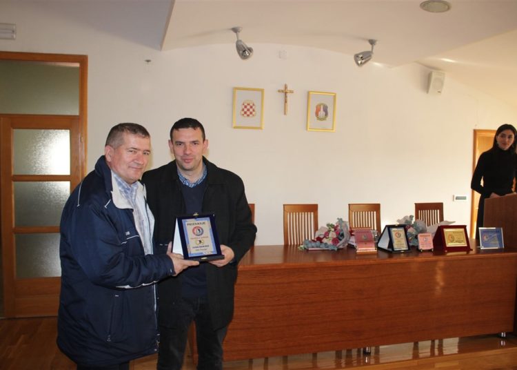 Uručena priznanja najuspješnijim sportašima Općine Posušje