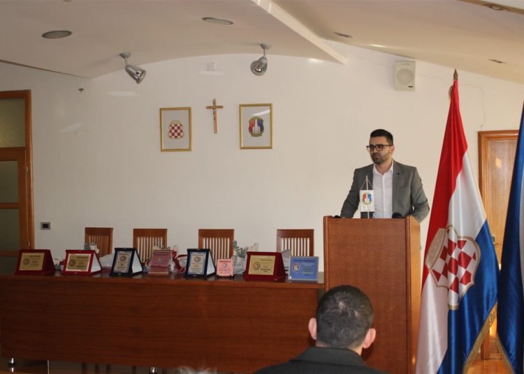 Uručena priznanja najuspješnijim sportašima Općine Posušje