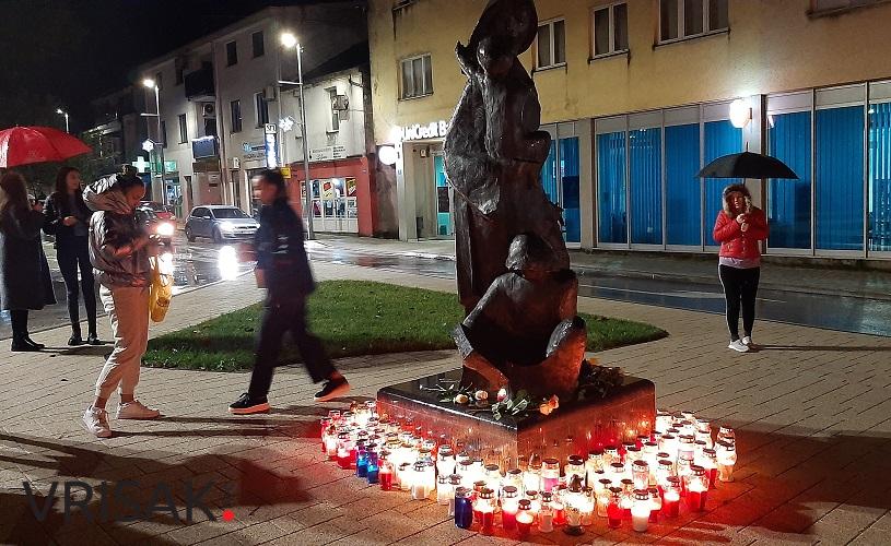 U Širokom Brijegu zapaljene svijeće za naše anđele iz Posušja
