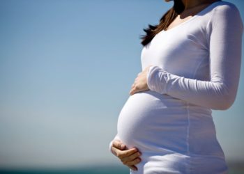 Što je potrebno ponijeti u rodilište? Ovo je popis osnovnih stvari za vas i bebu