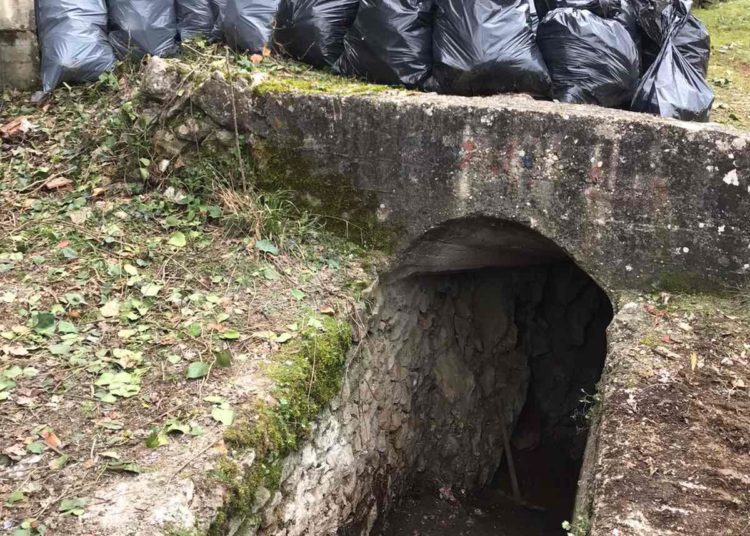 Ljubuški: GSS i djelatnici Parkova zajedno u akciji čišćenja starog njemačkog bunkera