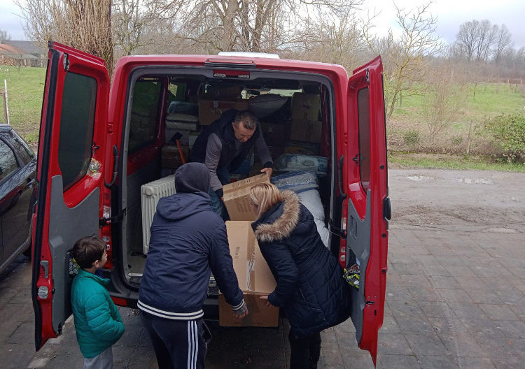 Mokrani isporučili humanitarnu akciju za pomoć ugroženima od potresa