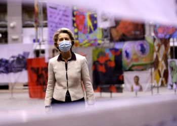 Von Der Leyen kaže da će AstraZeneca isporučiti dodatnih 9 milijuna doza