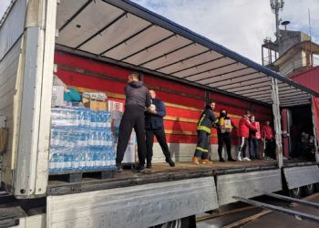 Danas je nekolicina Hercegovaca, zajedno s dva šlepera puna donacija, otišla u Petrinju kako bi pomogli u mjestima pogođenim potresom