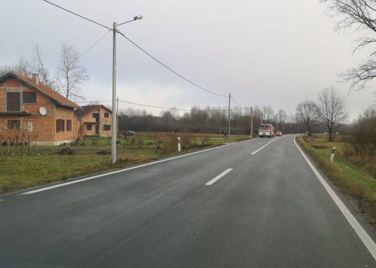 Danas je nekolicina Hercegovaca, zajedno s dva šlepera puna donacija, otišla u Petrinju kako bi pomogli u mjestima pogođenim potresom