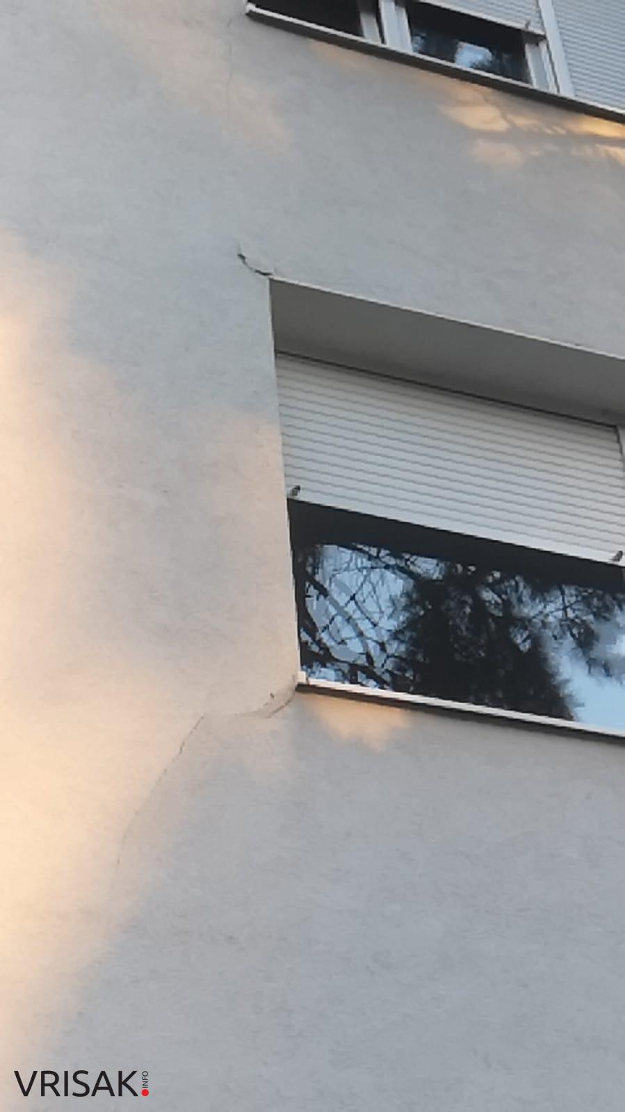 Danas je nekolicina Hercegovaca, zajedno s dva šlepera puna donacija, otišla u Petrinju kako bi pomogli u mjestima pogođenim potresom