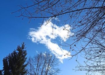 Predivna fotografija nastala je nakon strašnog potresa: ‘Sin je vidio neobičan oblak na nebu’