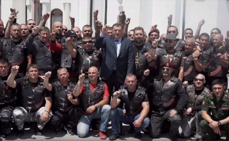 Dodik poslao poruku “Noćnim vukovima”