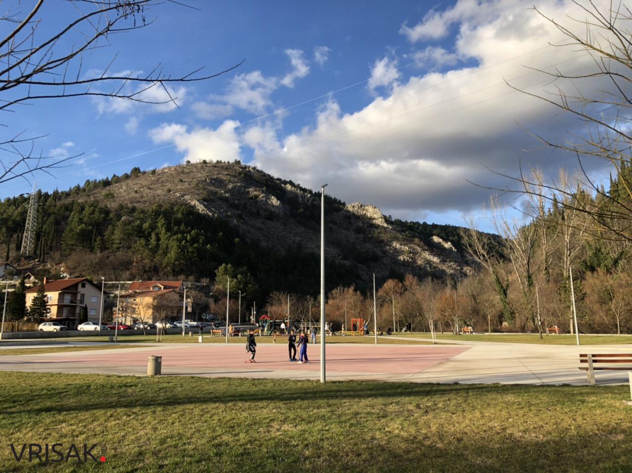 Širokobriježani jedva dočekali sunce i posjetili Park Sajmište i Borak