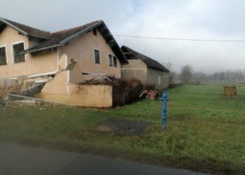 Danas je nekolicina Hercegovaca, zajedno s dva šlepera puna donacija, otišla u Petrinju kako bi pomogli u mjestima pogođenim potresom