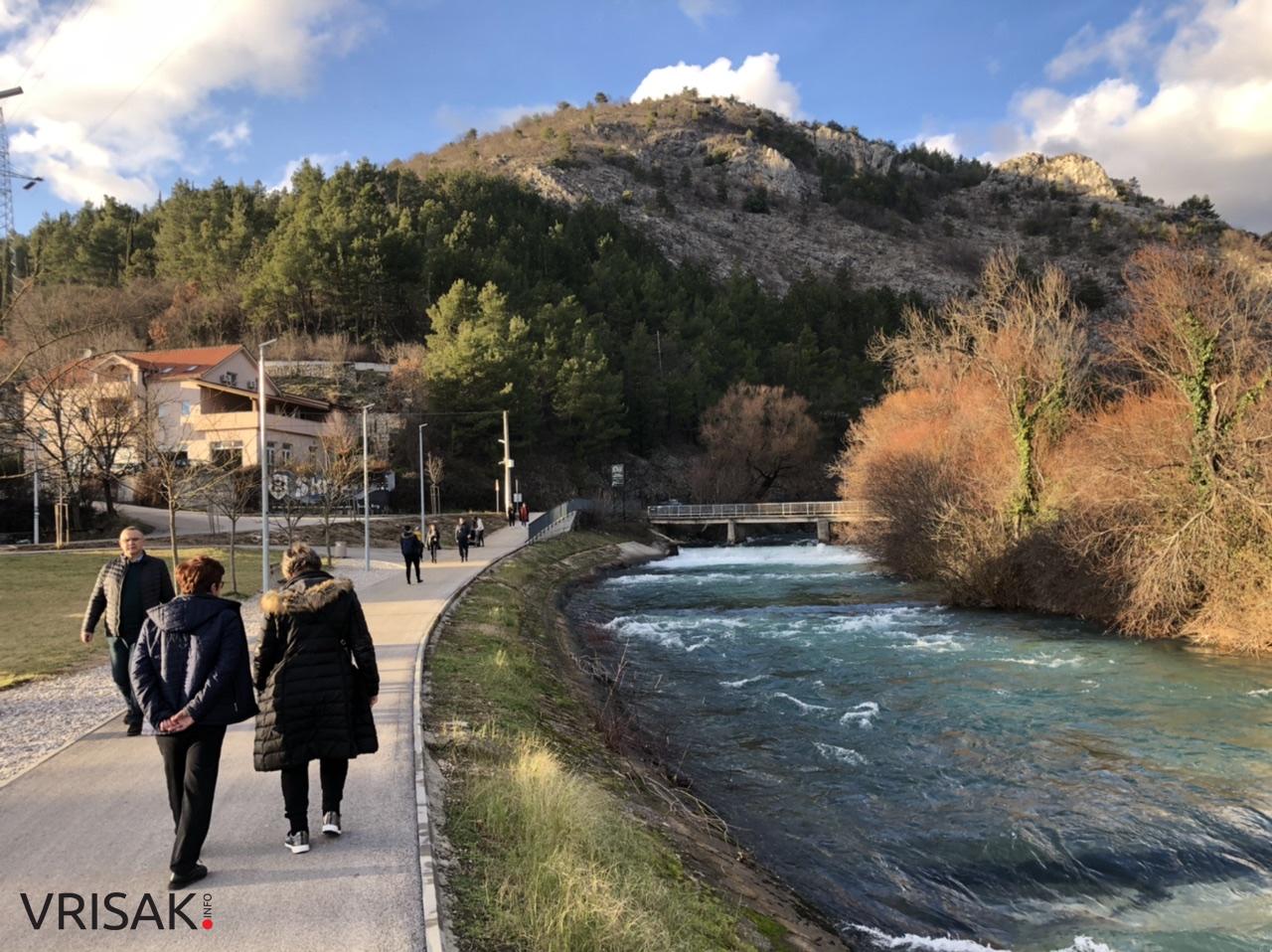 Širokobriježani jedva dočekali sunce i posjetili Park Sajmište i Borak
