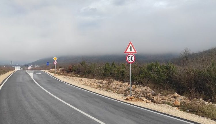 Završna faza radova na rehabilitaciji regionalne ceste Tromeđa – Zvirovići