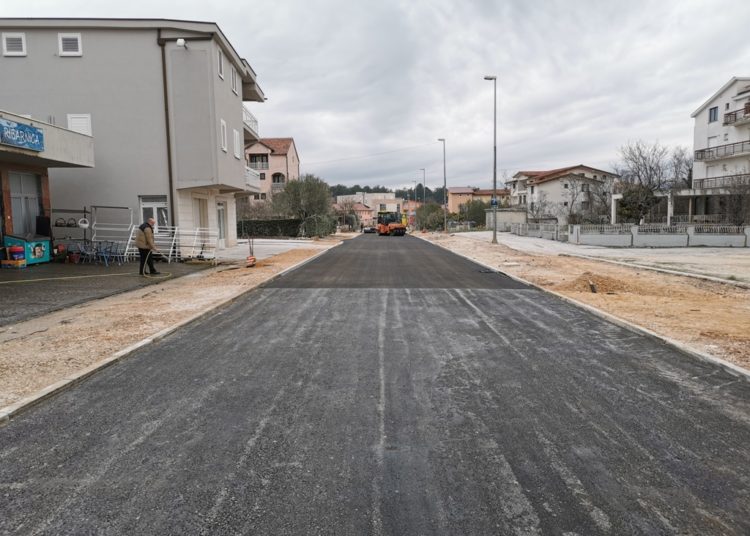 Završna faza radova na rehabilitaciji regionalne ceste Tromeđa – Zvirovići