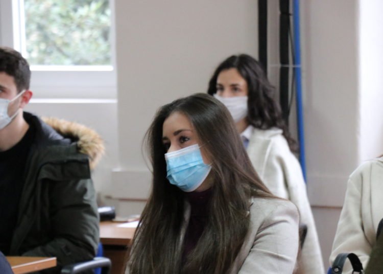 Gradonačelnik Kraljević potpisao ugovore s dobitnicima studentskih stipendija