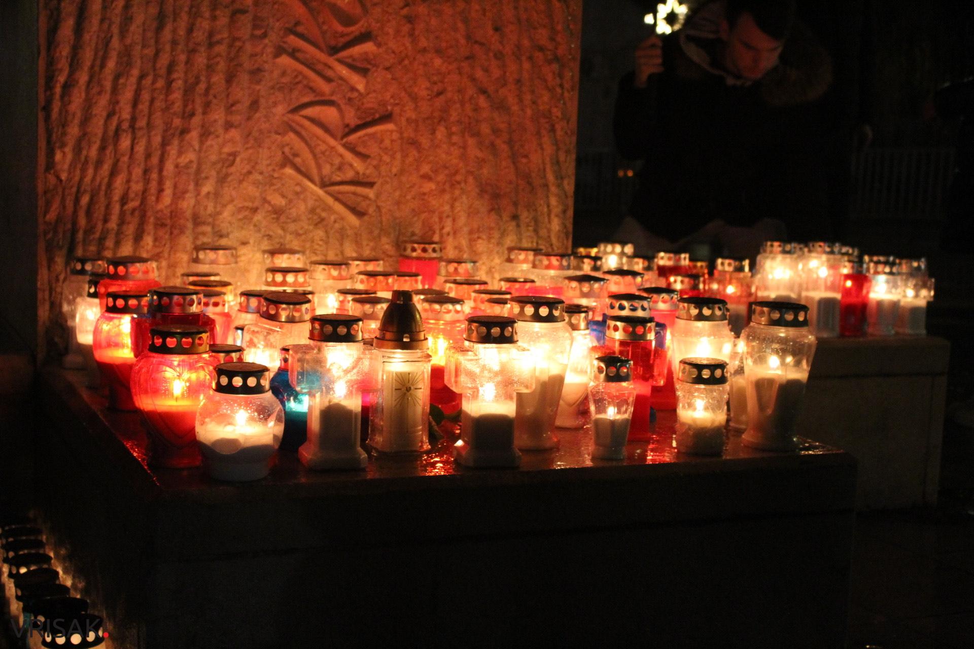 U Širokom Brijegu zapaljene svijeće za naše anđele iz Posušja