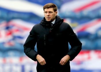 Najtrofejniji klub u povijesti pao je u četvrtu ligu. Onda je došao Steven Gerrard