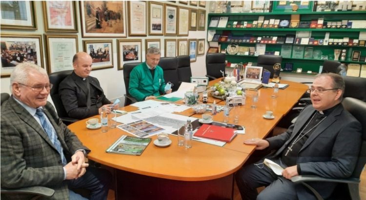 Hrvatski Caritas daruje 100 stambenih modula žrtvama potresa